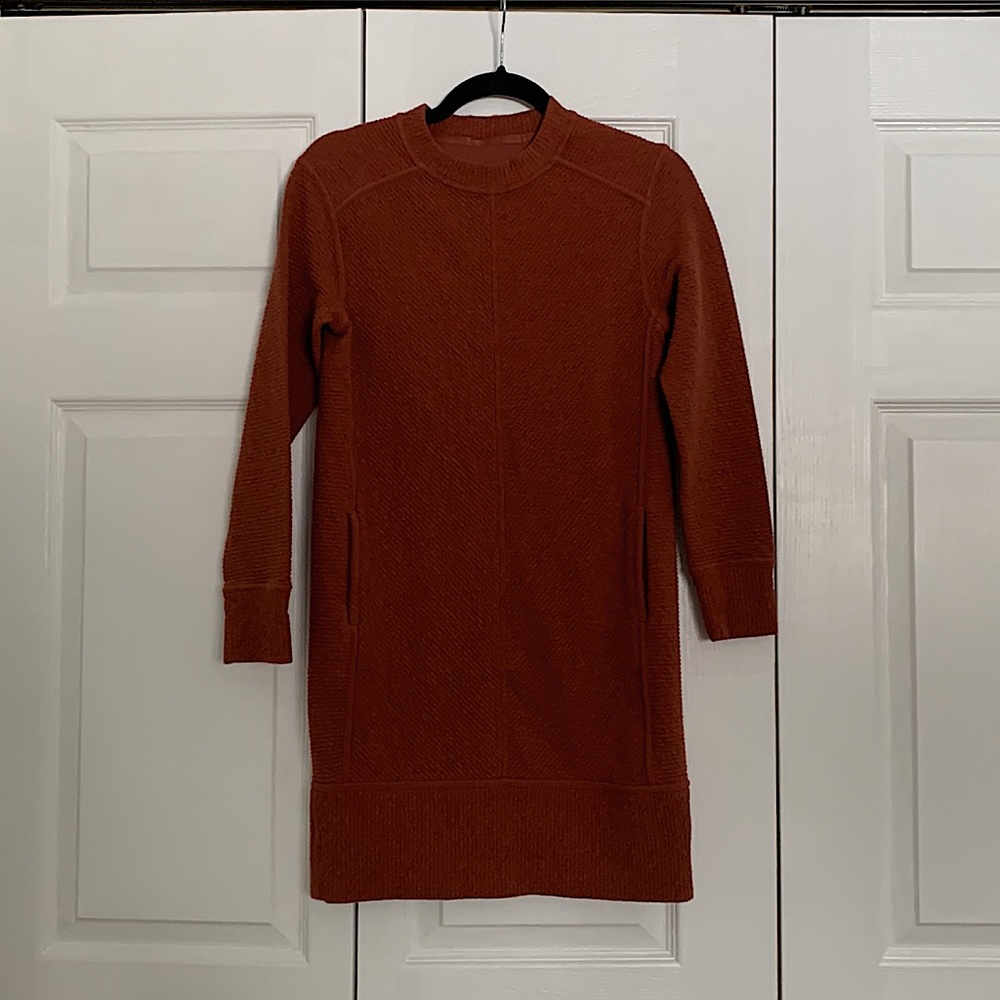 Lululemon long orange sweatshirt
